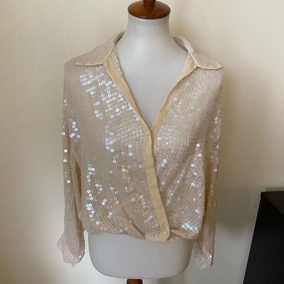 ASOS Women’s Sequin Blouse Cream Size 2 Button Closure Party Event Top - Picture 1 of 8